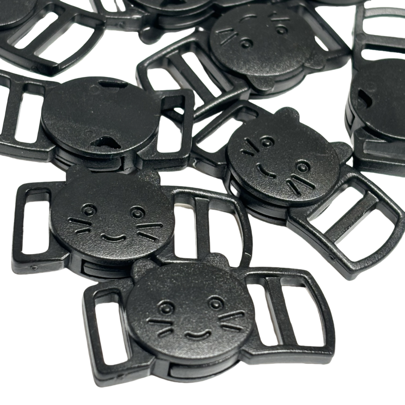 Boucles clip avec motif chat en plastique noir - 10mm