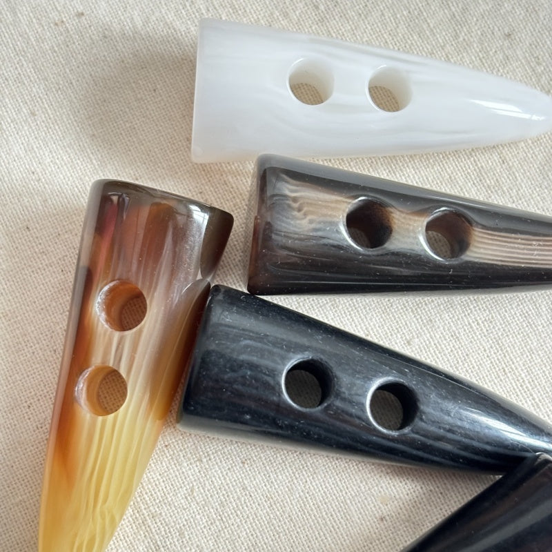 Boutons à Bascule en Corne de bœuf en résine avec 2 Trous - 1 pièce