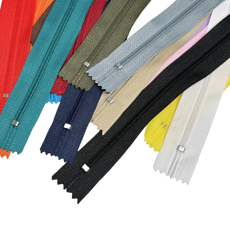 Fermetures éclair fermée colorée pour la couture - N°3 - 32,5cm