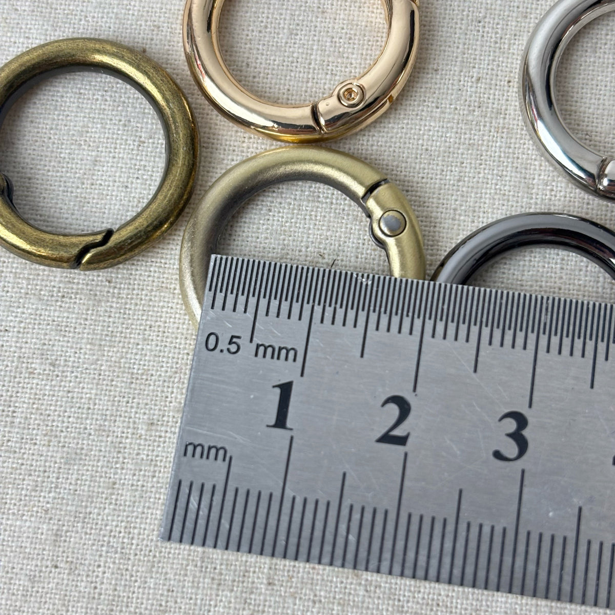 Boucles mousqueton Rond à Ressort en Alliage de Zinc - 16mm
